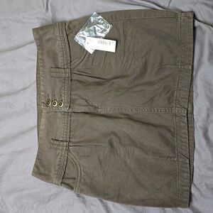 SMART SET MINI SKIRT size 0 NWT - Olive Green